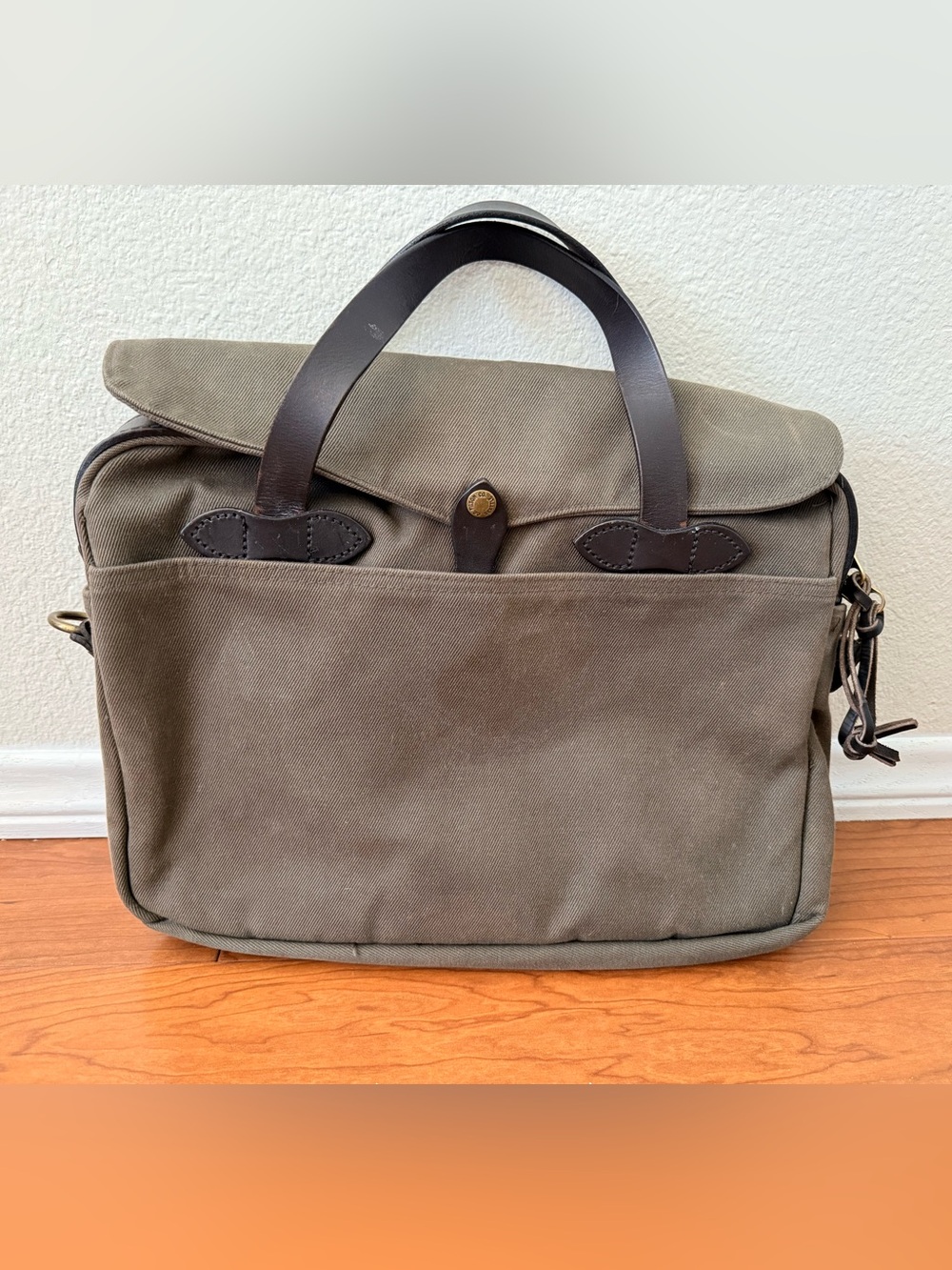 Filson 256 Briefcase - Otter Green